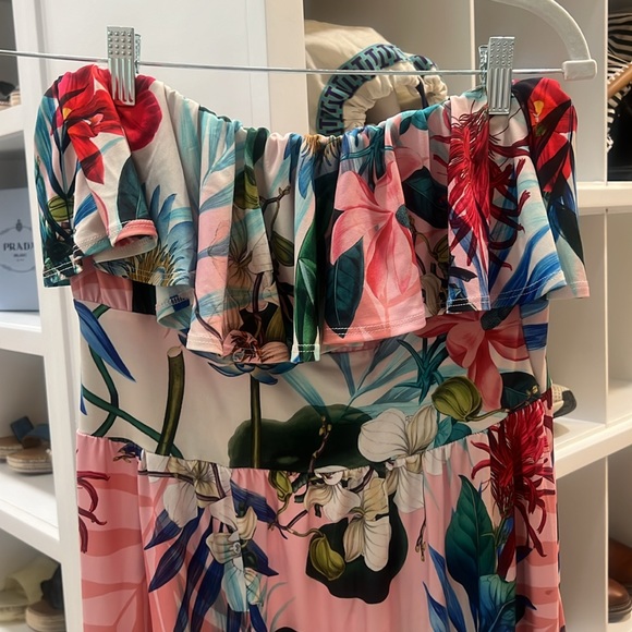 Floral strapless tropical maxi dress - Picture 2 of 3